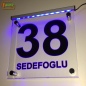 Preview: LED Hausnummer Ziffer + Familienname "38" - individuelle Gravur Hausnummernleuchte Hausnummernschild Außenwandleuchte Außenlampe Leuchtschild