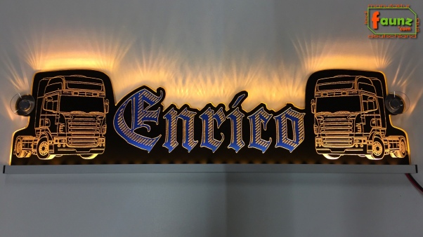 LED Namensschild Detailzeichnung Zugmaschine Gravur "Enrico" oder Wunschname als Konturschnitt - Truckerschild Neonschild Leuchtschild