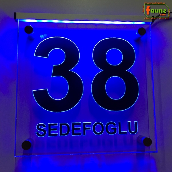 LED Hausnummer Ziffer + Familienname "38" - individuelle Gravur Hausnummernleuchte Hausnummernschild Außenwandleuchte Außenlampe Leuchtschild