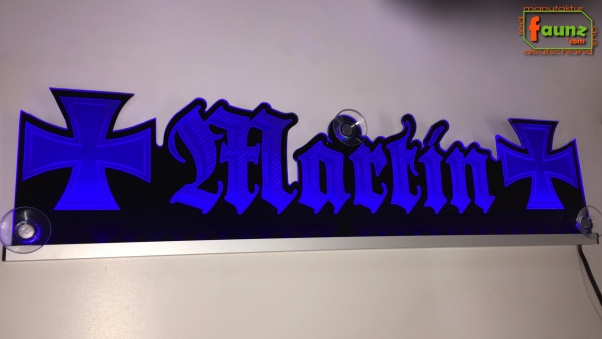 LED Namensschild Symbolik Eisernes Kreuz Gravur "Martin" oder Wunschname als Konturschnitt - Truckerschild Neonschild Leuchtschild