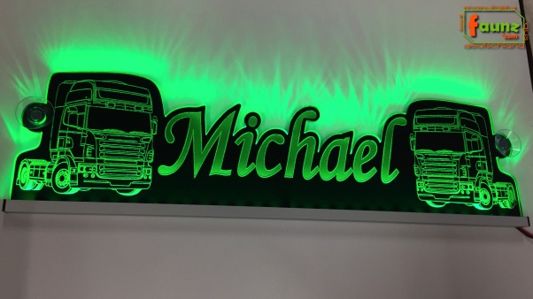 LED Namensschild Detailzeichnung Zugmaschine Gravur "Michael" oder Wunschname als Konturschnitt - Truckerschild Neonschild Leuchtschild