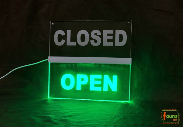 LED Hinweisschild " Closed - Open ", Farbmodi getrennt steuerbar grün - rot. Wegweiser Leuchtschild Türschild