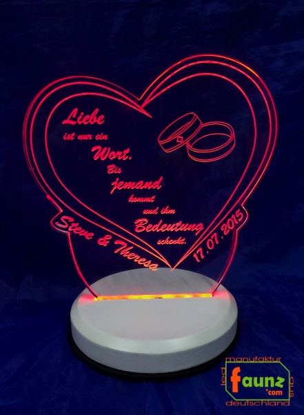 LED Pokal Auszeichnung Aufsteller Acrylglas Gravur "Liebes-Herz mit Ringen und Spruch" Namen Datum anpassbar mobil Akku Batterie betrieben USB aufladbar