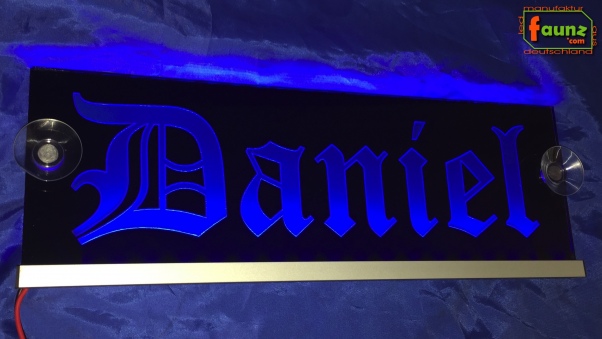 LED Namensschild Gravur "Daniel" oder Wunschname in Frakturschrift Oldenglish auf Rechteckplatte - Truckerschild Neonschild Leuchtschild