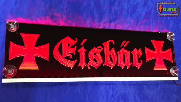 LED Namensschild Symbolik Eisernes Kreuz Gravur "Eisbär" oder Wunschname in Frakturschrift Altdeutsch als Konturschnitt - Truckerschild Neonschild Leuchtschild