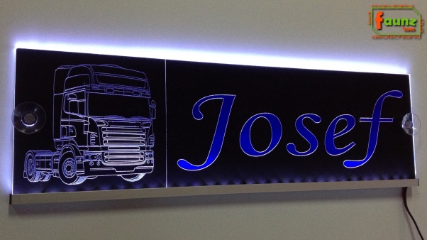 LED Namensschild Detailzeichnung Zugmaschine Gravur "Josef" oder Wunschname auf Rechteckplatte - Truckerschild Neonschild Leuchtschild