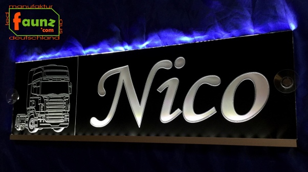 LED Namensschild Detailzeichnung Zugmaschine Gravur "Nico" oder Wunschname auf Rechteckplatte - Truckerschild Neonschild Leuchtschild