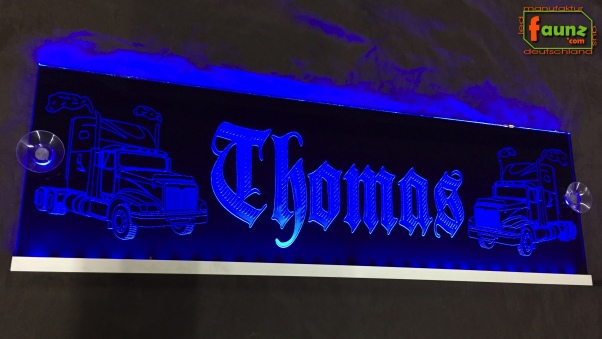 LED Namensschild Detailzeichnung Amitruck Gravur "Thomas" oder Wunschname auf Rechteckplatte - Truckerschild Neonschild Leuchtschild