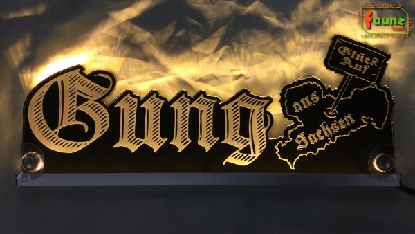 LED Mottoschild Gravur "Gung aus Sachsen" als Konturschnitt Spaßschild Dekoschild Namensschild Truckerschild Leuchtschild