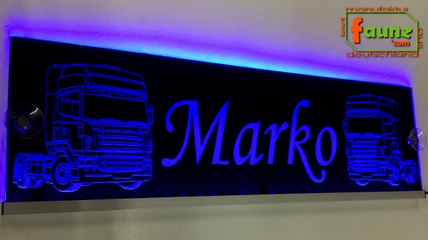 LED Namensschild Detailzeichnung Zugmaschine Gravur "Marko" oder Wunschname auf Rechteckplatte - Truckerschild Neonschild Leuchtschild