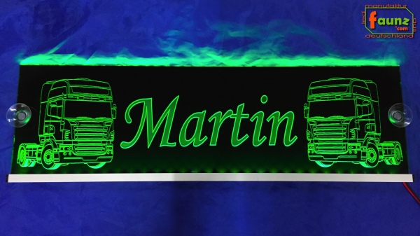 LED Namensschild Detailzeichnung Zugmaschine Gravur "Martin" oder Wunschname auf Rechteckplatte - Truckerschild Neonschild Leuchtschild