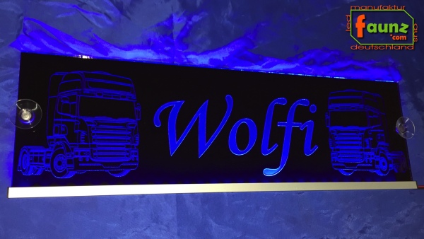 LED Namensschild Detailzeichnung Zugmaschine Gravur "Wolfi" oder Wunschname auf Rechteckplatte - Truckerschild Neonschild Leuchtschild